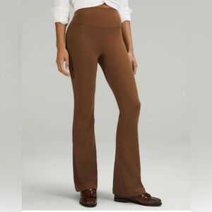 Lululemon Groove Super High-Rise Flared Pant Nulu – NWT, Size 6, Roasted Brown
